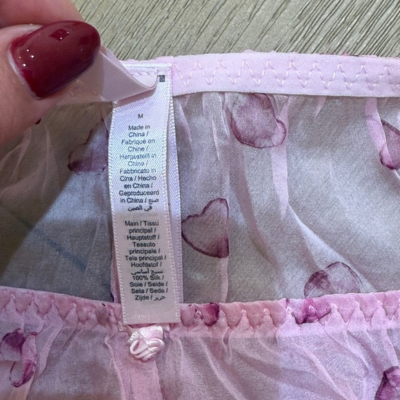 NWT SKIMS Romance Heart 100% Silk & Lace Sleep Shorts - Picture 7 of 7